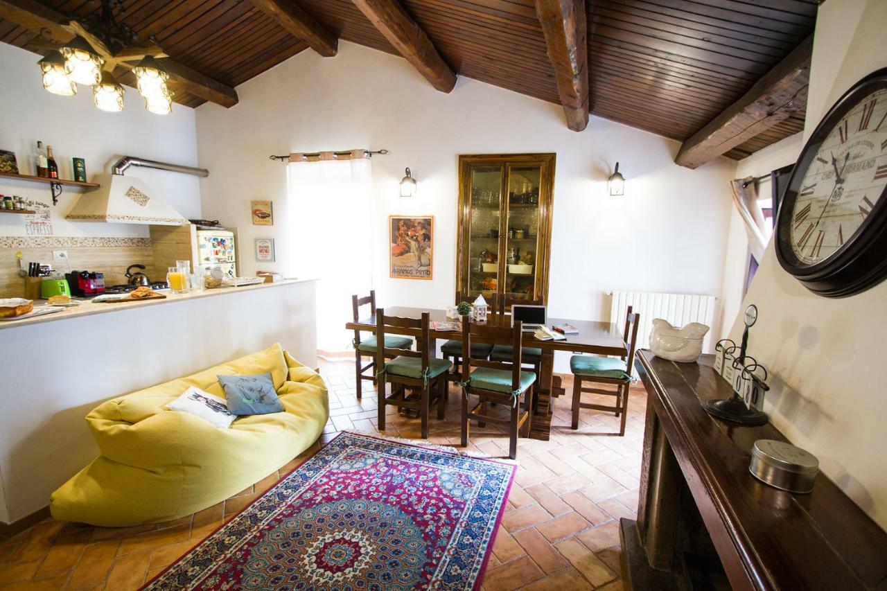 Bed and Breakfast La Dimora Di Checchino Anguillara Sabazia Zewnętrze zdjęcie